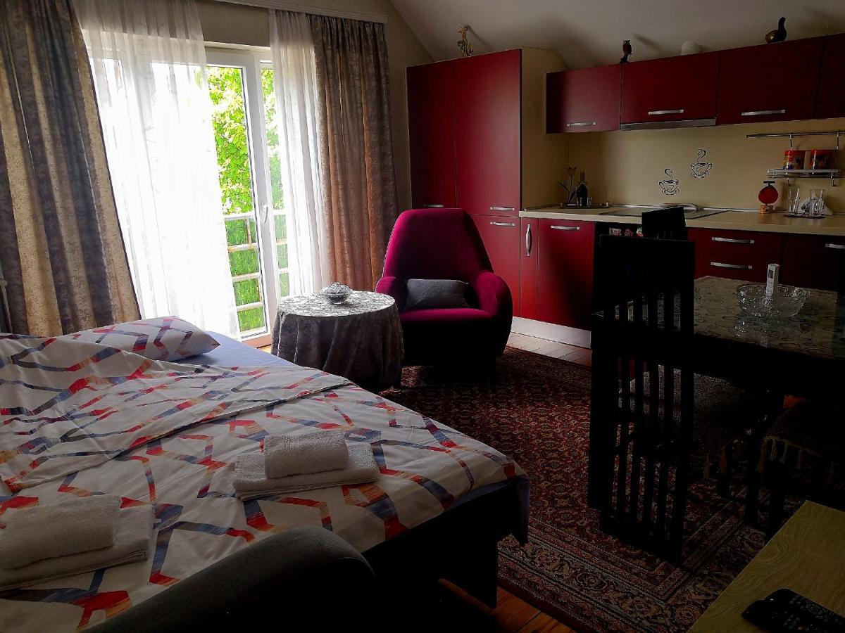 Апартаменты Apartman Sunny Цетине Экстерьер фото